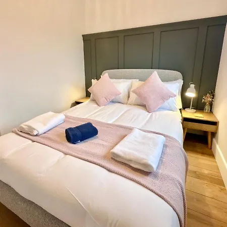 Apartment Barbican Loft - With Free Parking *