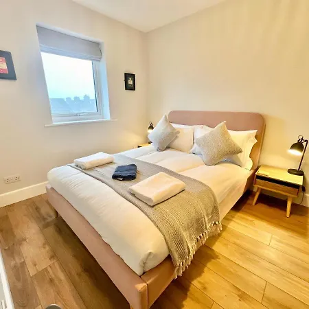 דירה Barbican Loft - With Free Parking