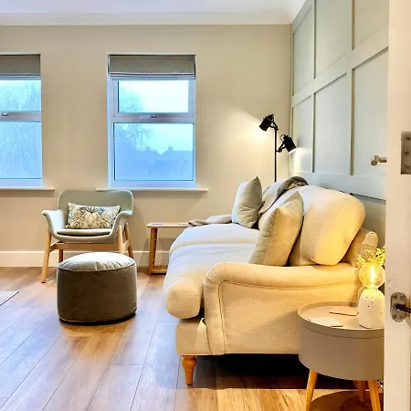 Barbican Loft - With Free Parking דירה יורק